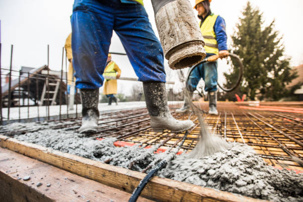 Best Concrete Sidewalk Installation in Chlicothe, IL